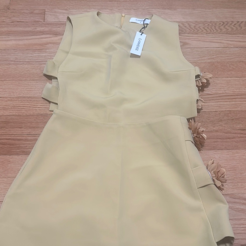 Cameo Yellow Sheath Mini Dress Sleeveless Crew Neck